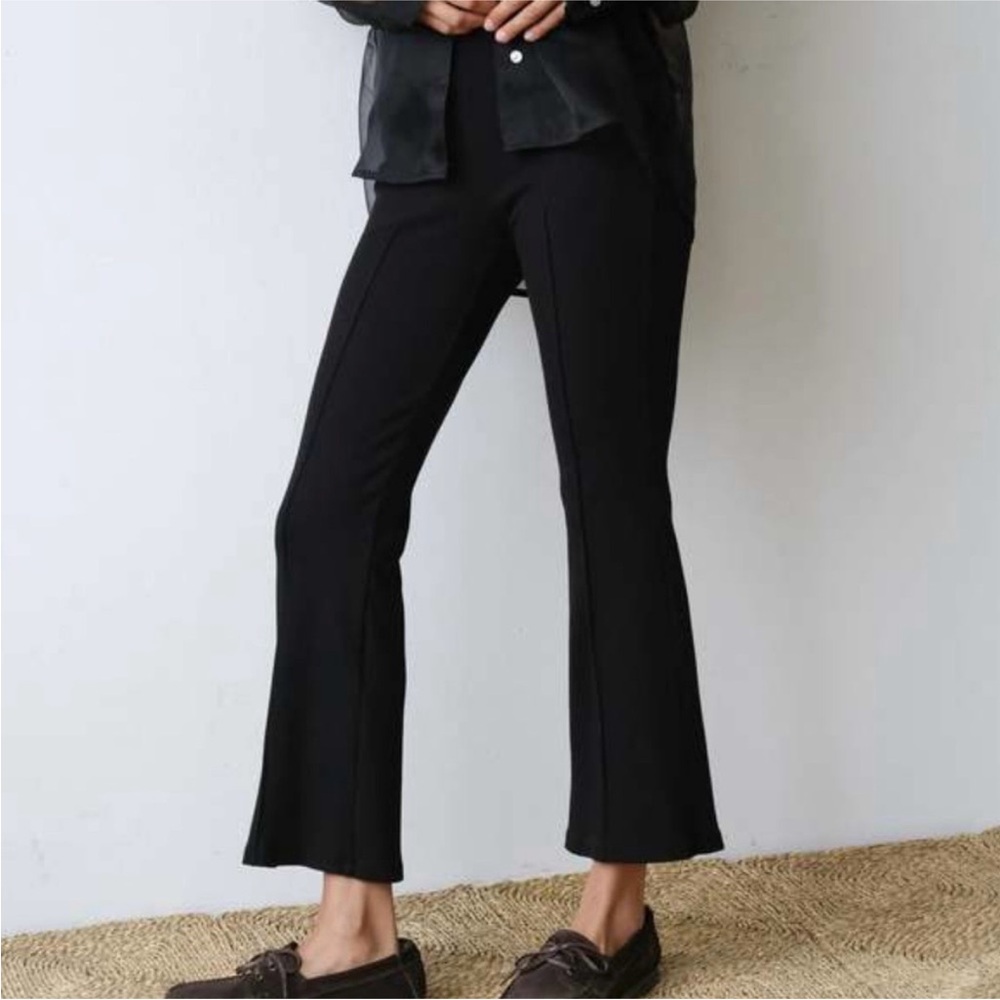 Donni Rib Kick Flare